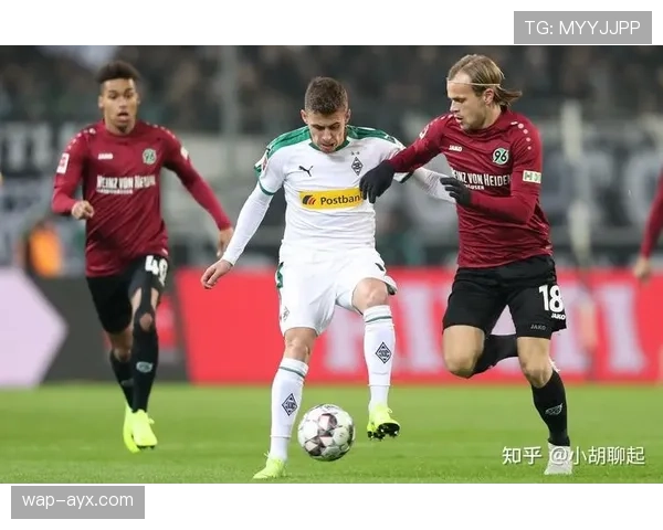 从领先到被逆转：深度解析波鸿对阵门兴比赛中后防线的两次致命失误