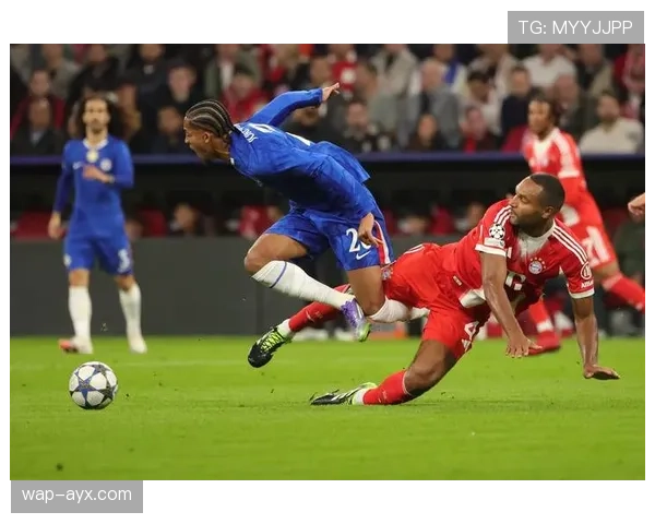 拜仁青训持续产出：16岁前锋菲利普-冯陶贝参加一线队训练展现未来潜力